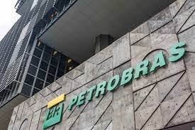 Petrobras Prioriza Combustíveis Fósseis e Adia Investimentos em Energias Renováveis para 2035